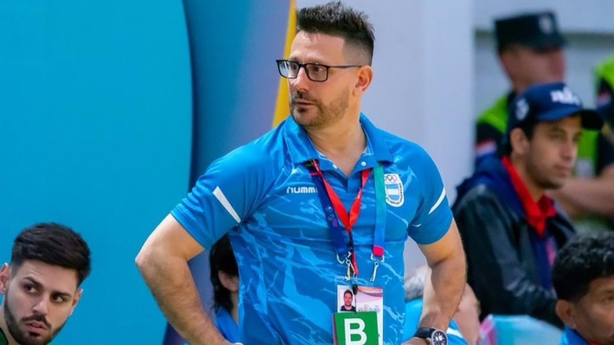 El tcnico de la seleccin argentina Guillermo Milano confa en el trabajo previo del equipo antes del Mundial Foto Twitter Handball Boca
